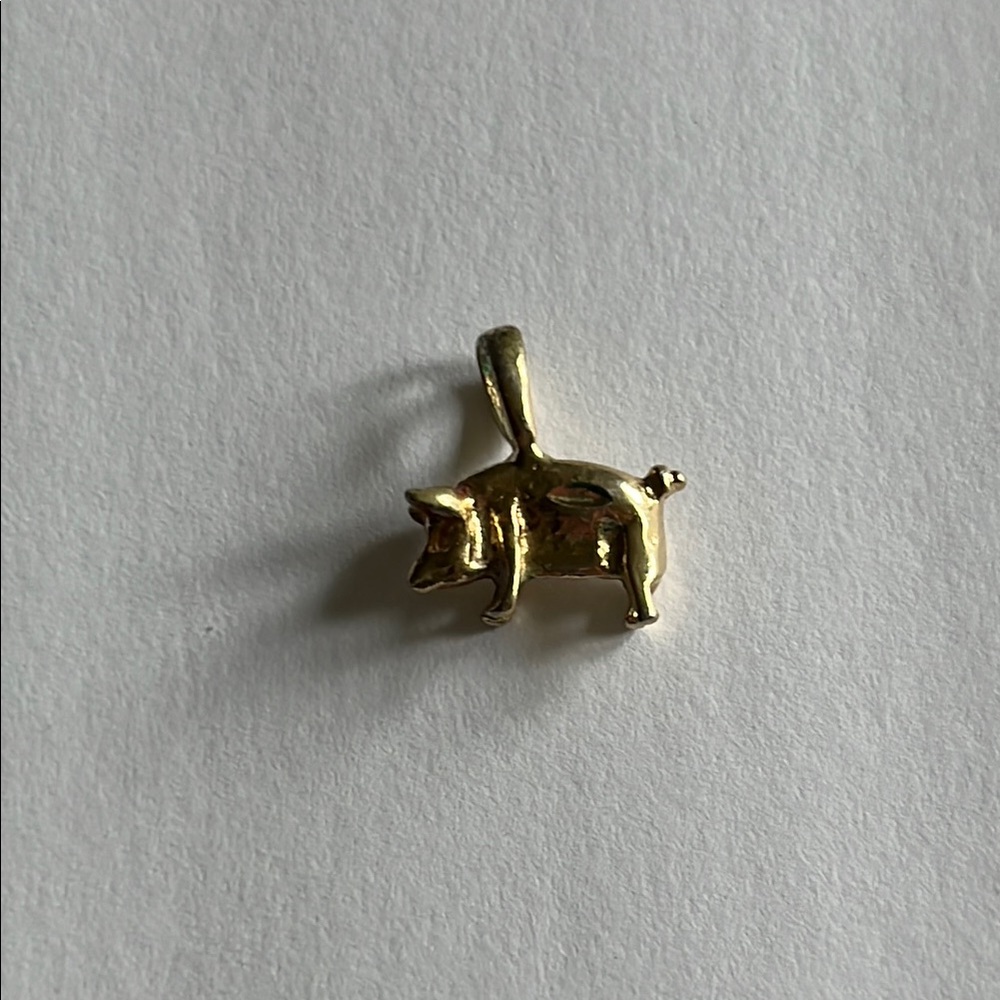 Vintage 14k Gold plated Pig Pendant Charm - Picture 2 of 6